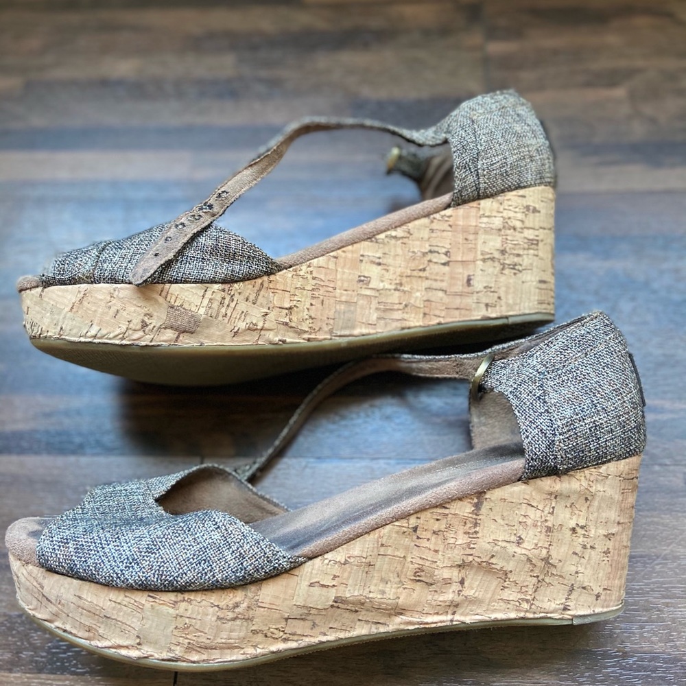 Tom’s wedge sandals, Tweed fabric, size w11